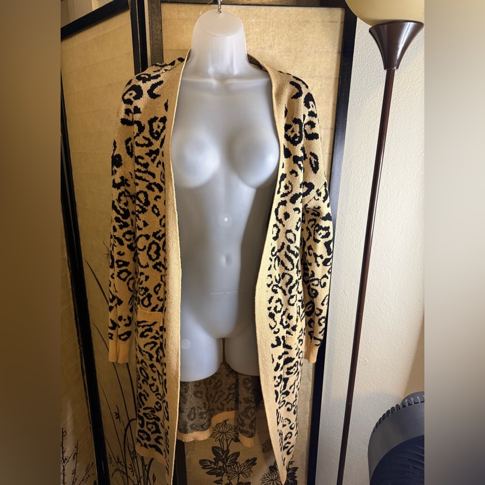 Fashion Nova Black and Tan Knit Cardigan